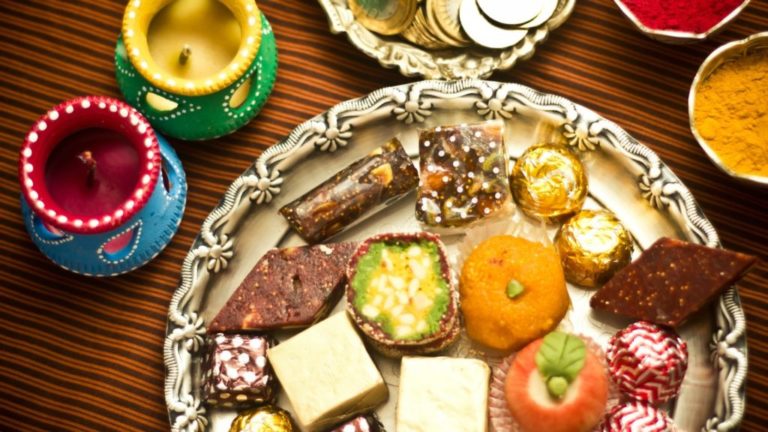 diwali-diet-tips-to-party-hard-not-gain-weight-diwali-survival-guide